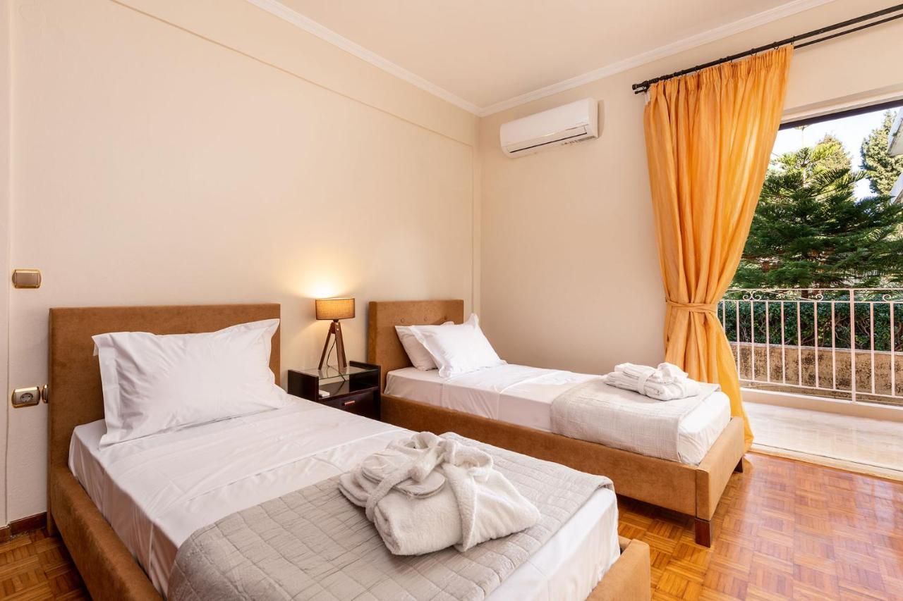 Damoros Apartment *
