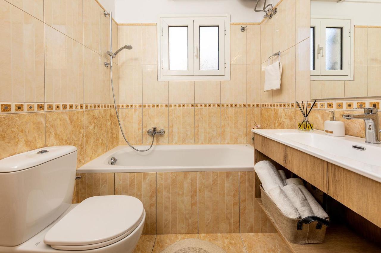 Apartment Damoros